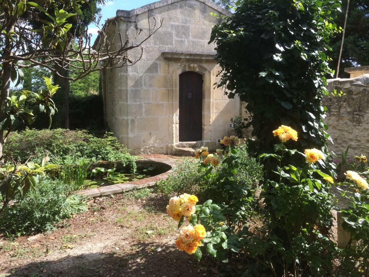 Mas De La Chapelle Sainte-Elisabeth Villa Tarascon Buitenkant foto